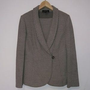 St. John Knit Skirt Suit Size 6
